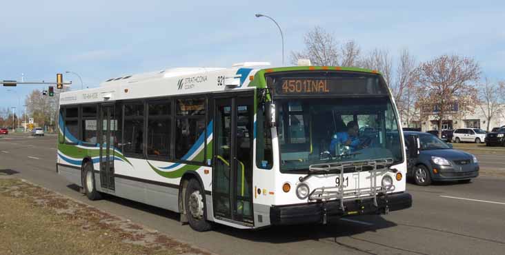 Strathcona NovaBus LFS 921